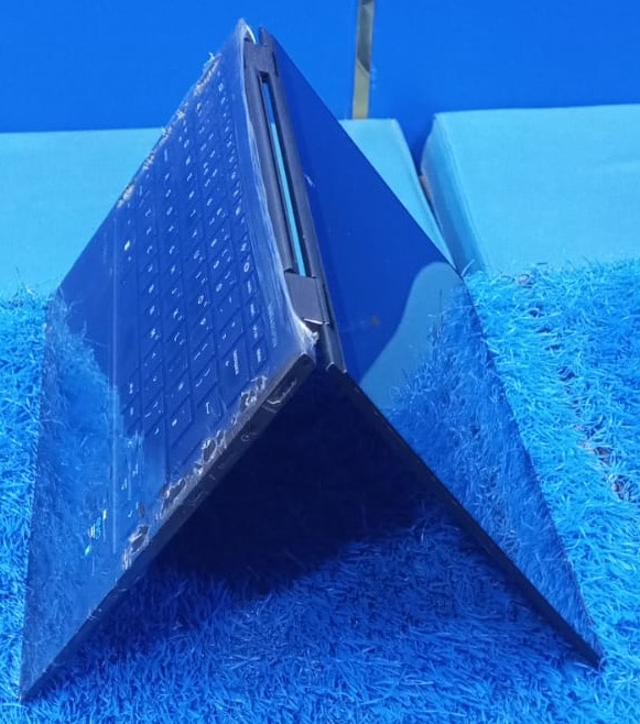 HP EliteBook Dragonfly G2 i7